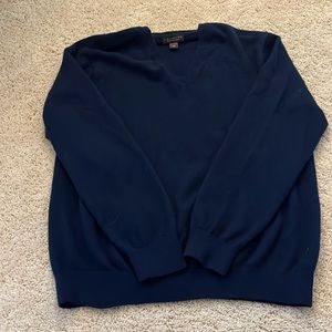 End navy blue v neck sweater